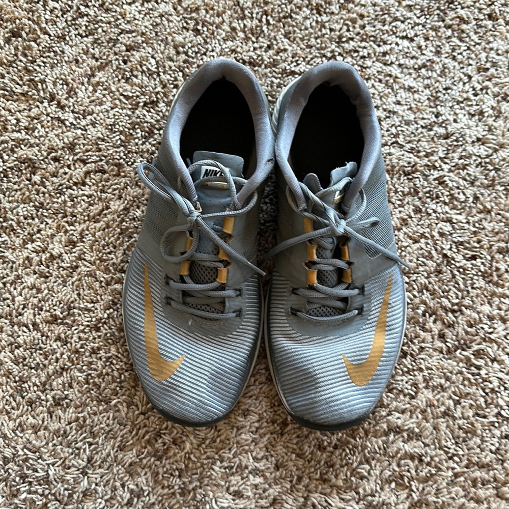 Men’s Nike Zoom Speed Trainer shoe size 12 gray and gold